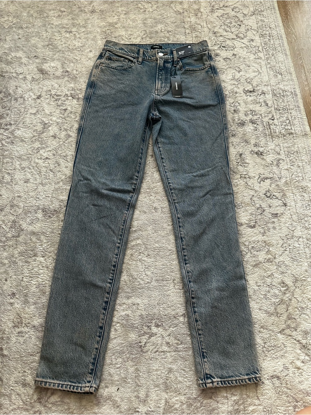 Classic High-Rise Skinny Jeans in Washed Denim